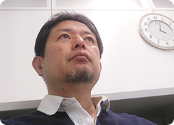町川 智康